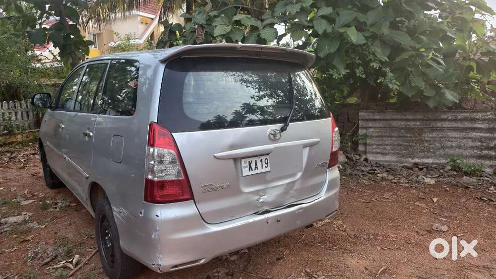 Toyota Innova 2010 Diesel 356685 Km Driven
