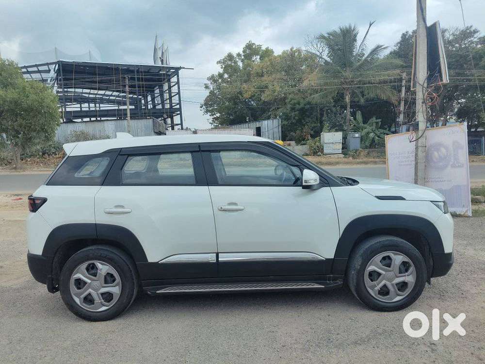 Maruti Suzuki Brezza 1.5 Vxi Smart Hybrid, 2023, Petrol