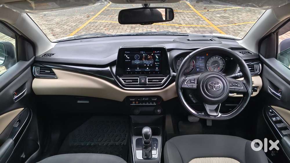 Toyota Glanza 1.2 V Amt, 2023, Petrol