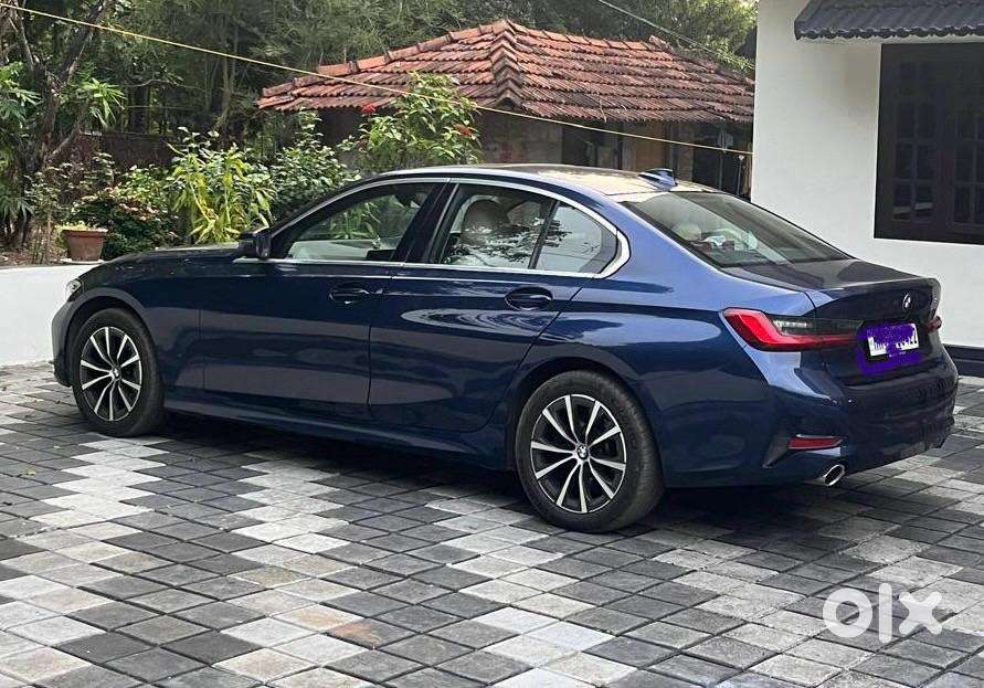 Bmw 330 I Sport Car In Good Condition