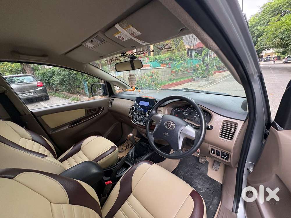 Toyota Innova 2.0 Gx 8 Seater, 2015, Diesel