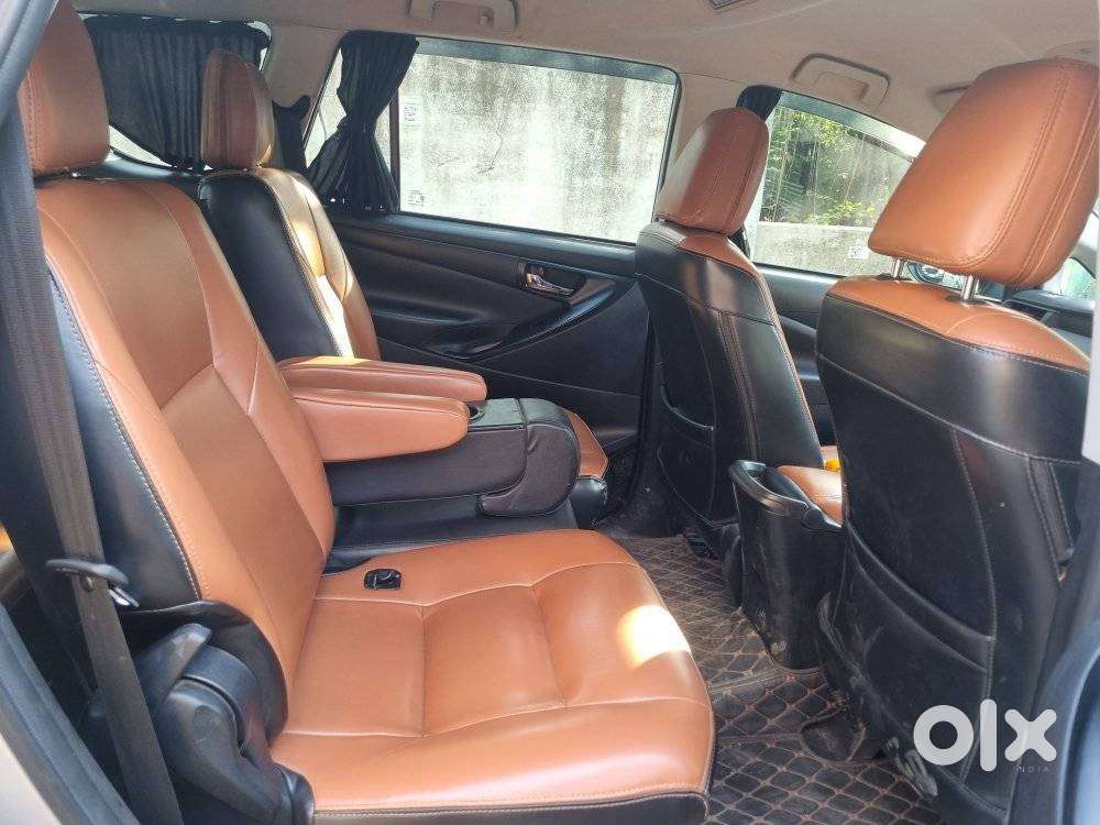 Toyota Innova Crysta 2.4 G Mt 7 Str, 2023, Diesel