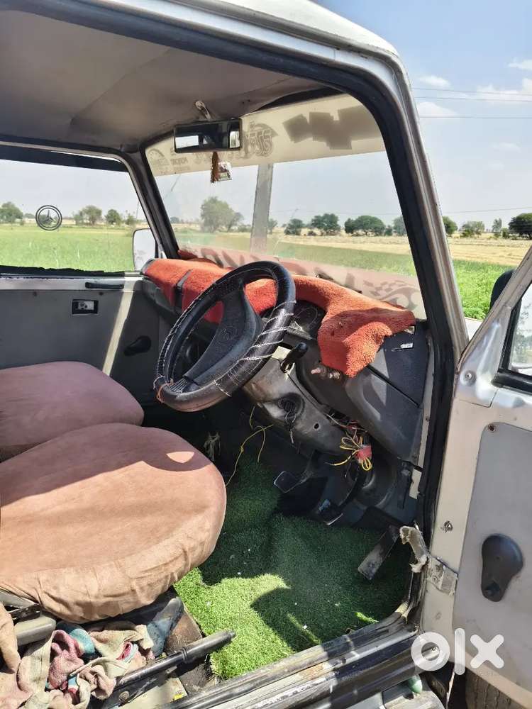 Force Motors Trax Cruiser 2013