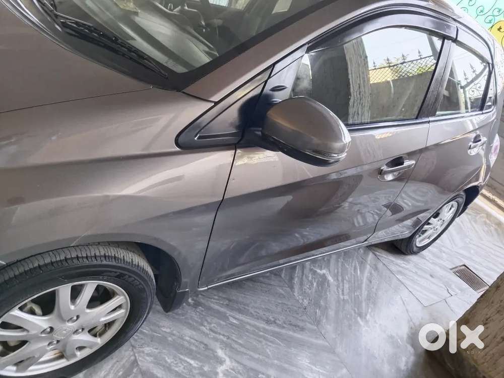 Honda Brio 2015 Petrol Well Maintained
