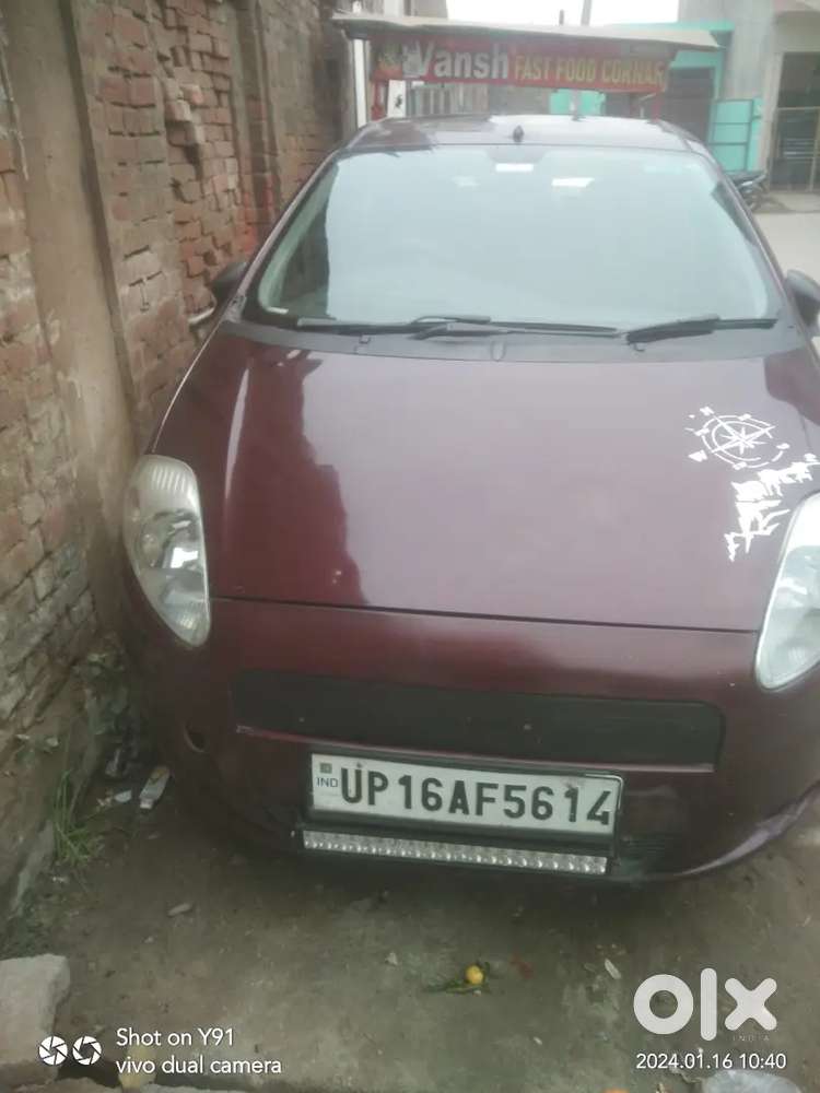 Fiat Punto 2011 Petrol 125000 Km Driven
