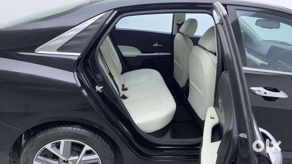 Hyundai Verna 1.5 Sx (o) Petrol Mt, 2023, Petrol