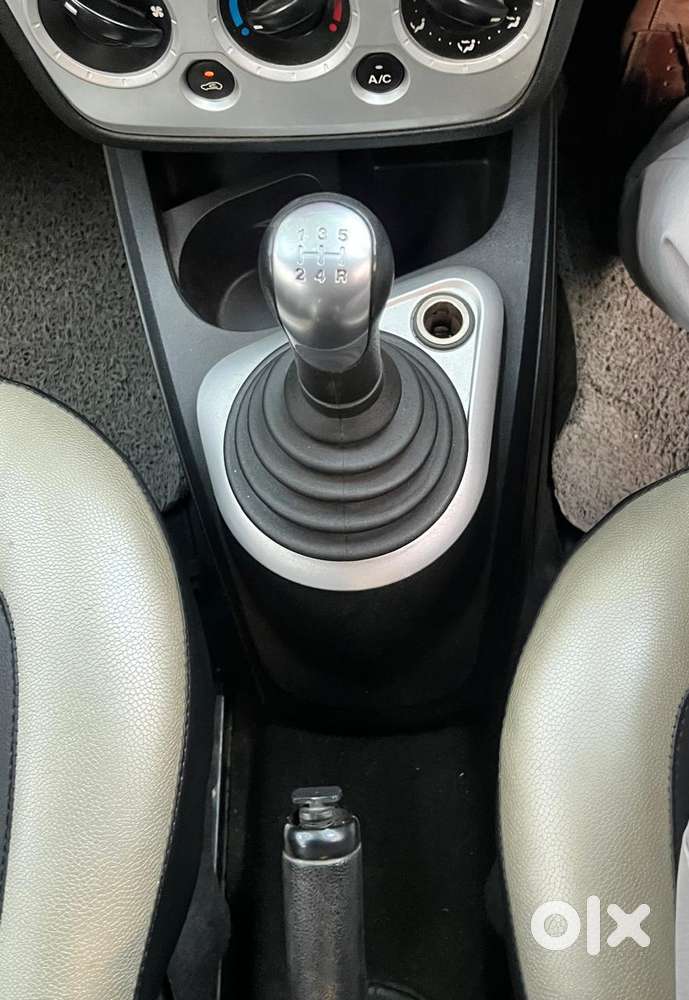 Ford Figo 1.2 Duratec Petrol Zxi, 2011, Petrol