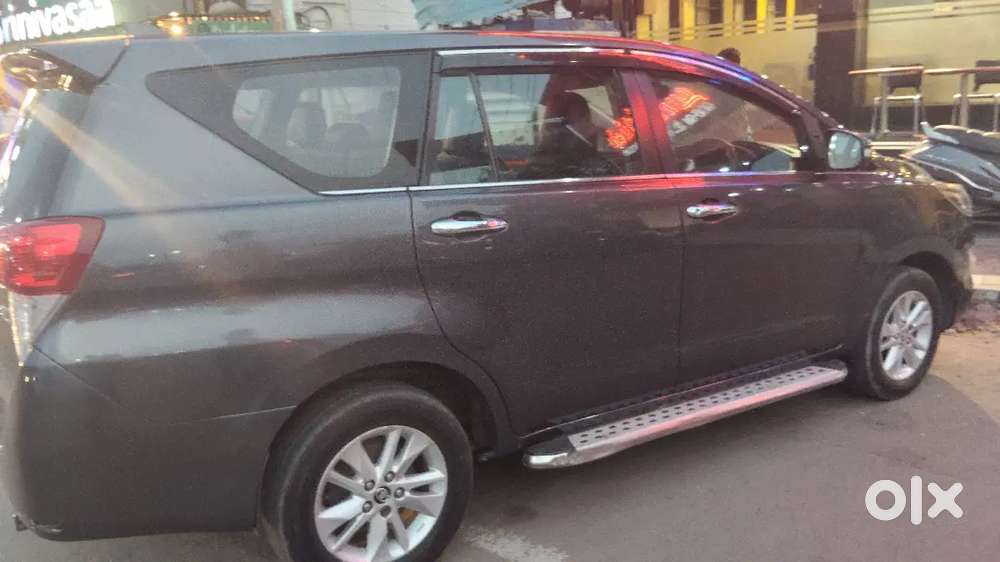 Toyota Innova Crysta 2017 Diesel 178000 Km Driven