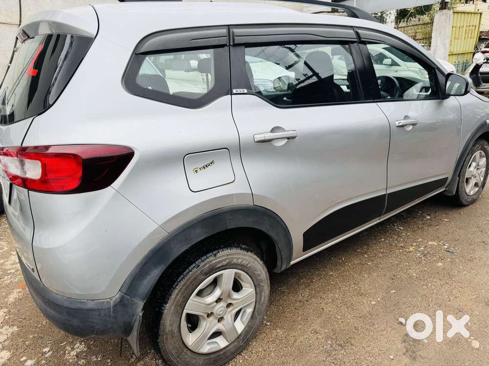 Renault Triber Rxz, 2019, Petrol