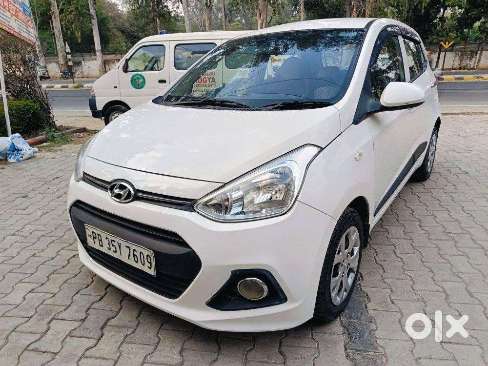 Hyundai Grand I10 Sportz O 1.2, 2016, Petrol