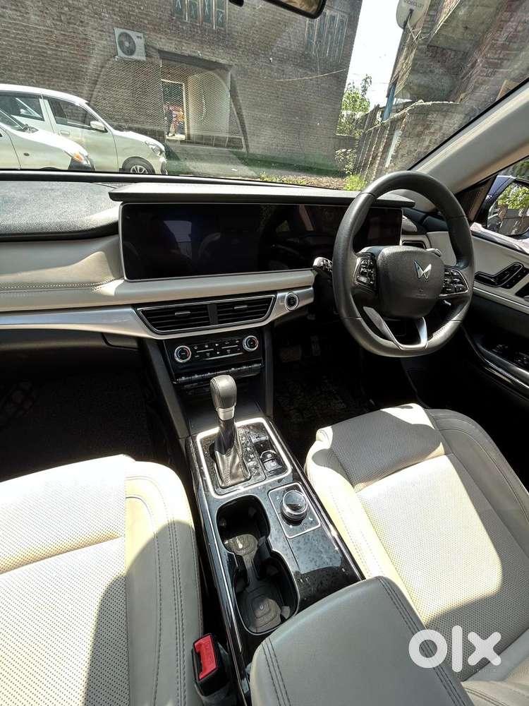 Mahindra Xuv700 Ax7 Awd, 2024, Diesel