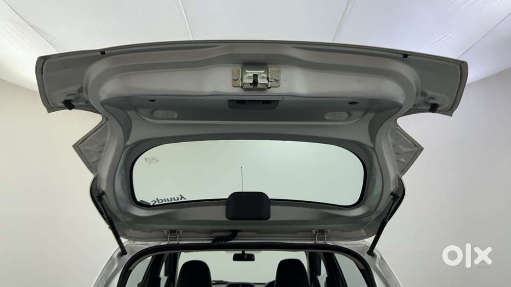 Renault Kwid 2019-ongoing 1.0 Rxt Amt (o), 2020, Petrol