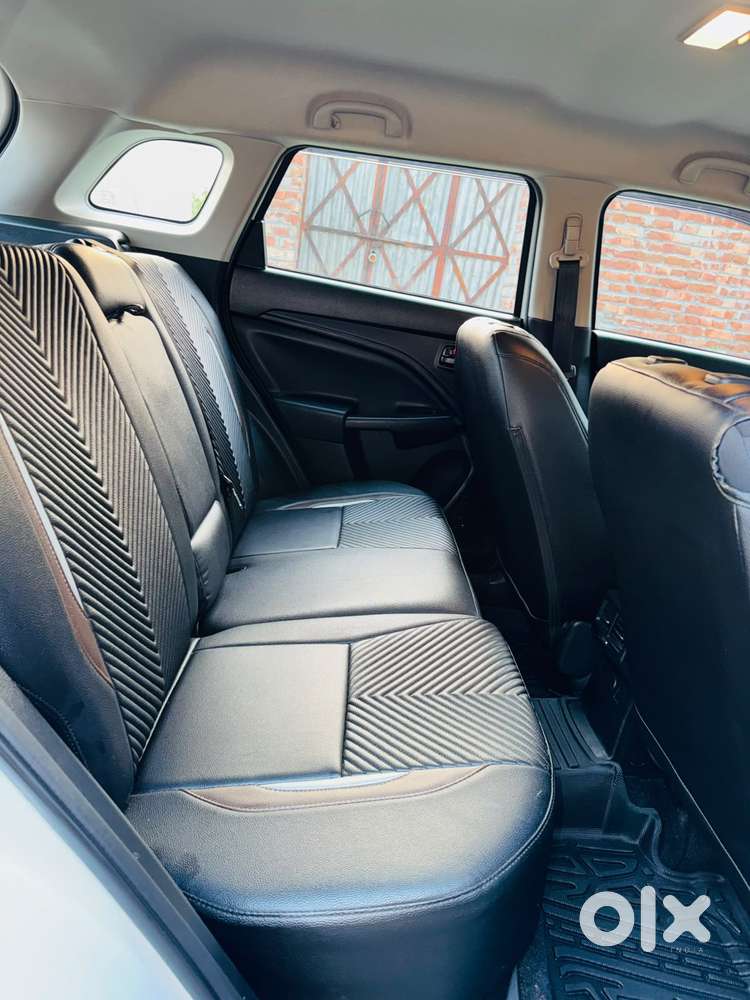 Maruti Suzuki Brezza 1.5 Lxi Smart Hybrid, 2025, Petrol