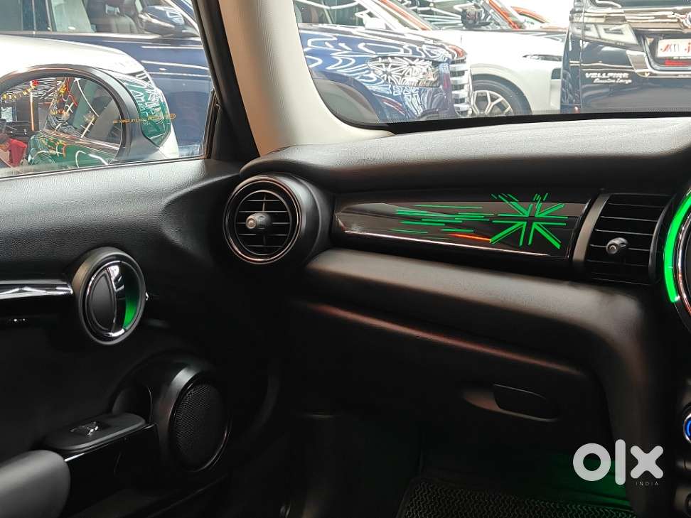 Mini Cooper 3 Door John Works, 2020, Petrol