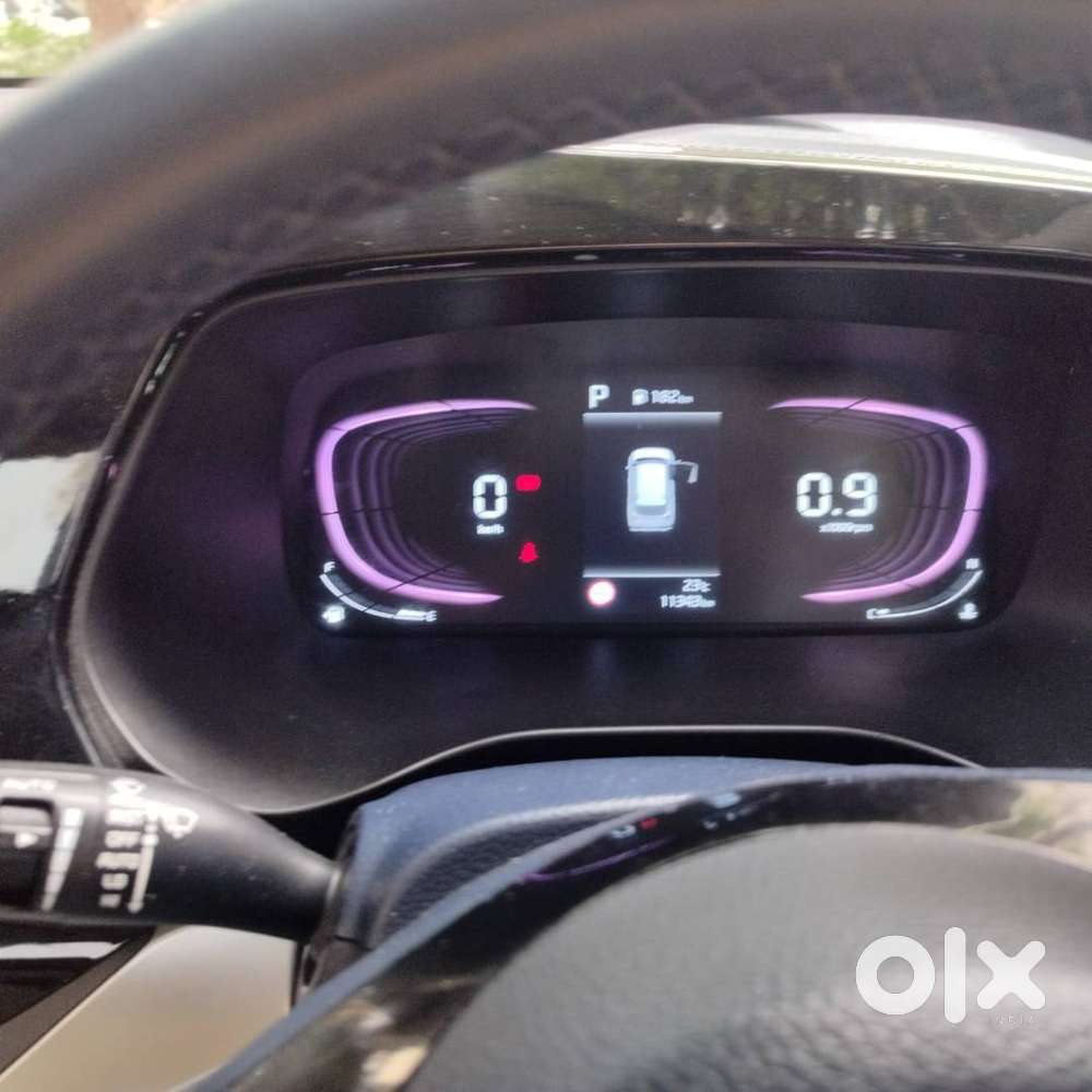 Kia Carens Luxury Plus Diesel At 2022  11,340 Km  Ppf Worth ₹1 Lakh