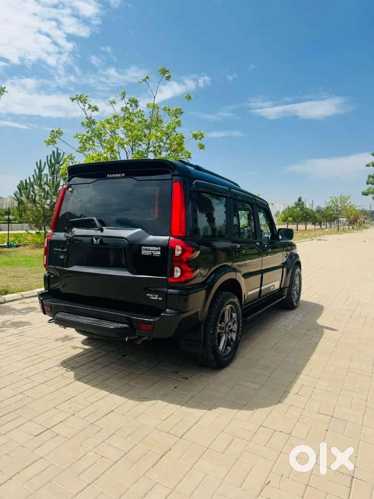 Mahindra Scorpio Classic 2023 Diesel 44000 Km Driven