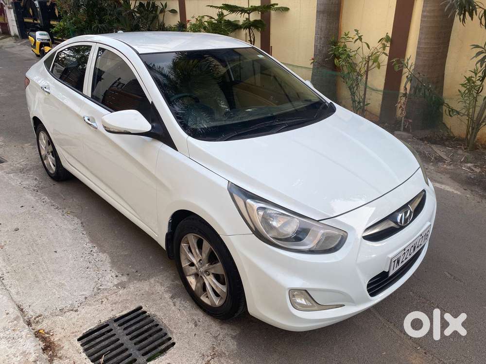 Hyundai Fluidic Verna 1.6 Vtvt S (o) Automatic, 2011, Petrol