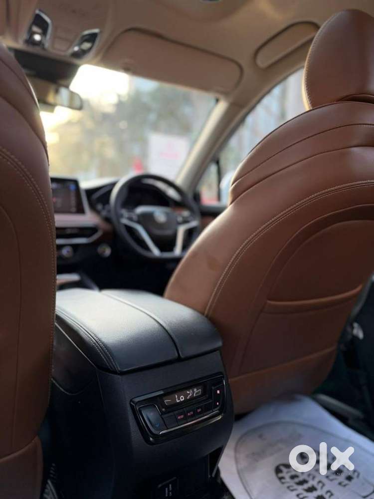 Mg Gloster Savvy 4x2 7str, 2022, Diesel