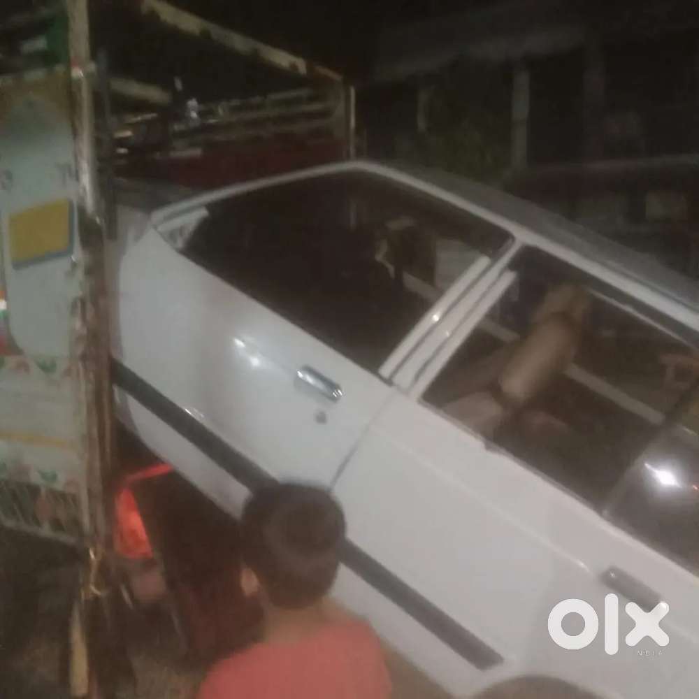 हर तरह की गाड़ी For Whel कबाड़ में ली जाती हैं बेचने के लिए सम्पर्क करें