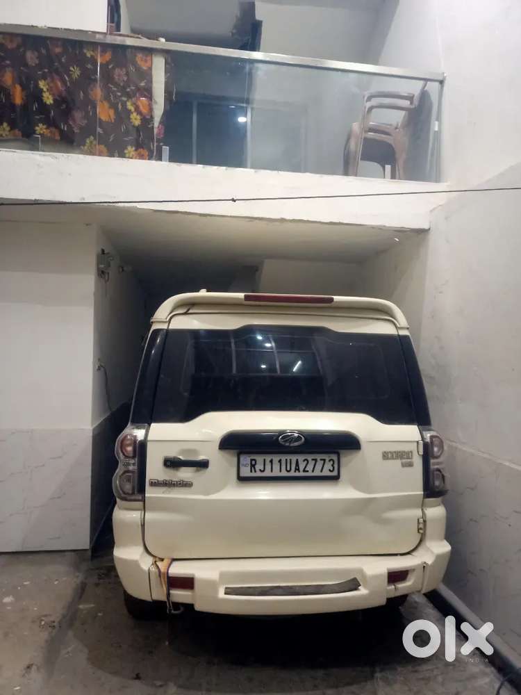 Mahindra Scorpio Diesel 2017