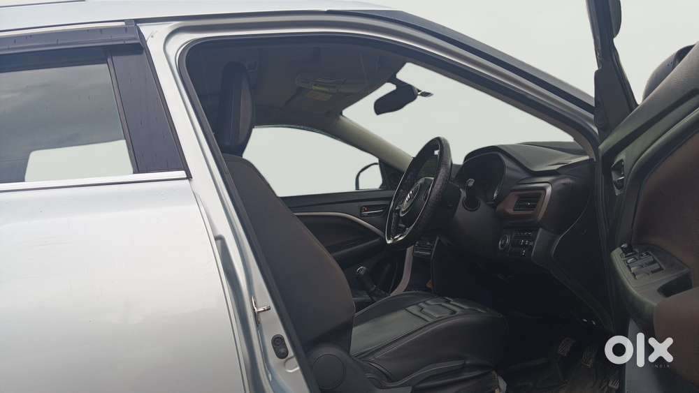 Maruti Suzuki Vitara Brezza 1.5 Zxi, 2023, Petrol