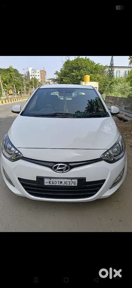 Hyundai I20 2012 Diesel 99000 Km Driven