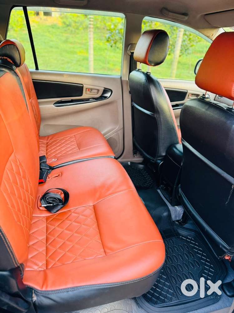 Toyota Innova 2015 Diesel 127000 Km Driven