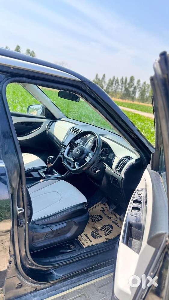 Hyundai Creta 2023 Petrol 20000 Km Driven Full Original Average 20kmpl