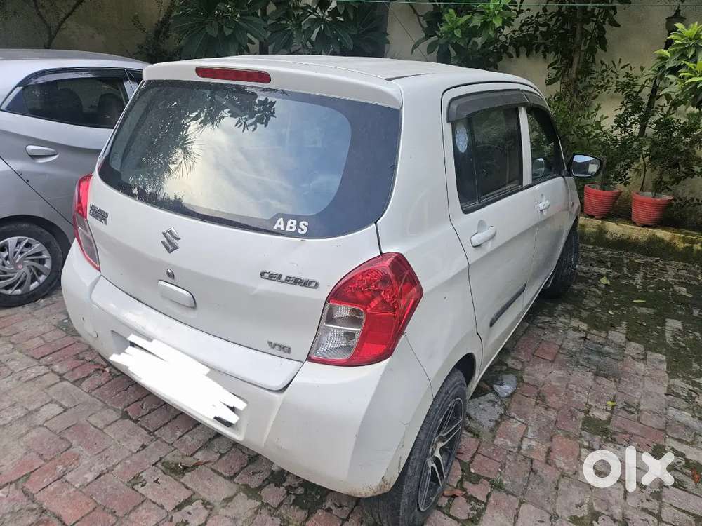 Up11- Maruti Suzuki Celerio Vxi 2019 Cng-alloy Wheels