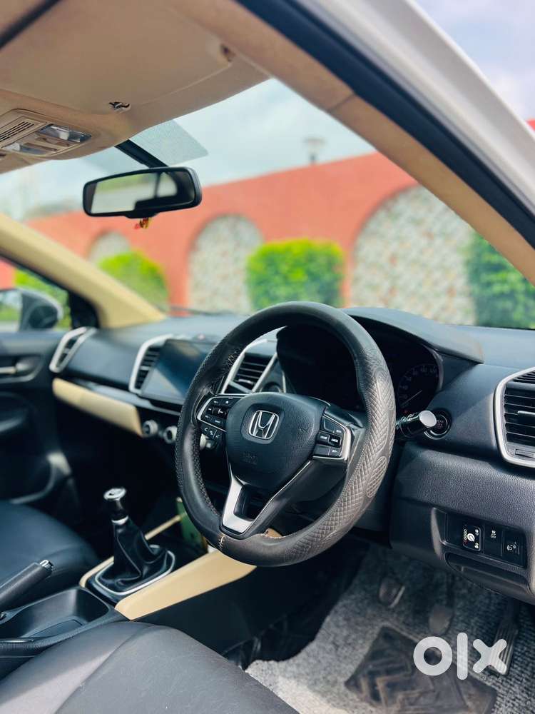 Honda City 1.5 Vx I-vtec Mt, 2022, Cng & Hybrids