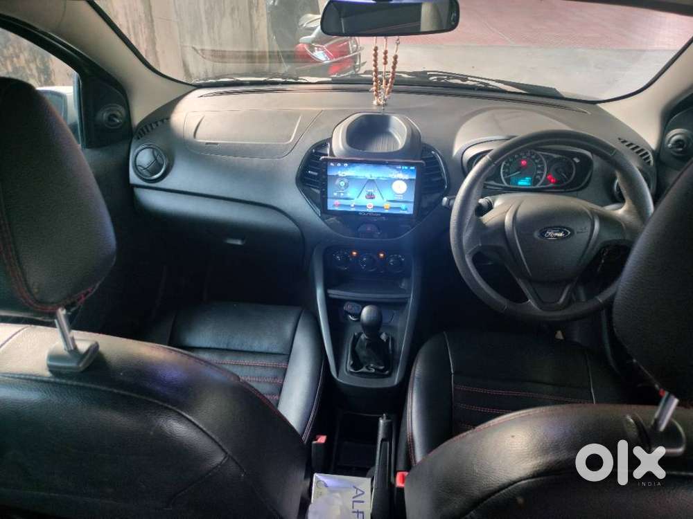 Ford Figo 1.2 Titanium (petrol)