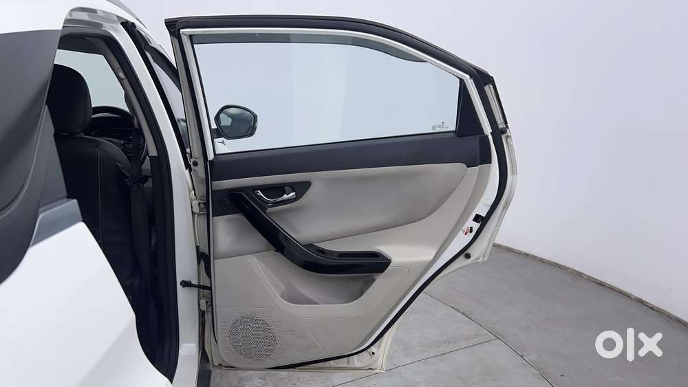 Tata Nexon 1.2 Revotron Xza Plus (o), 2020, Petrol