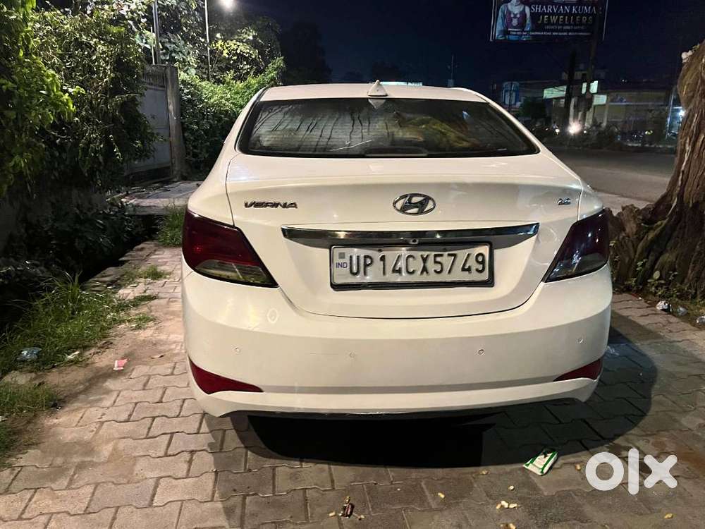 I'm Selling My Neat And Clean Verna 2016