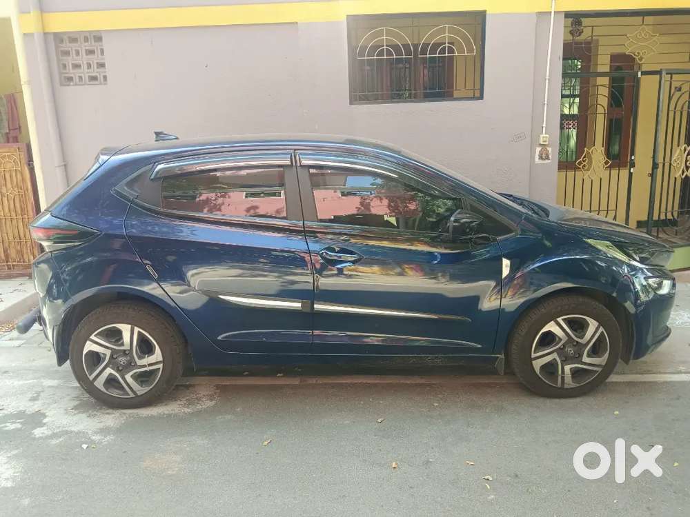 Tata Altroz 1.2 Xt 2025 Petrol Manual