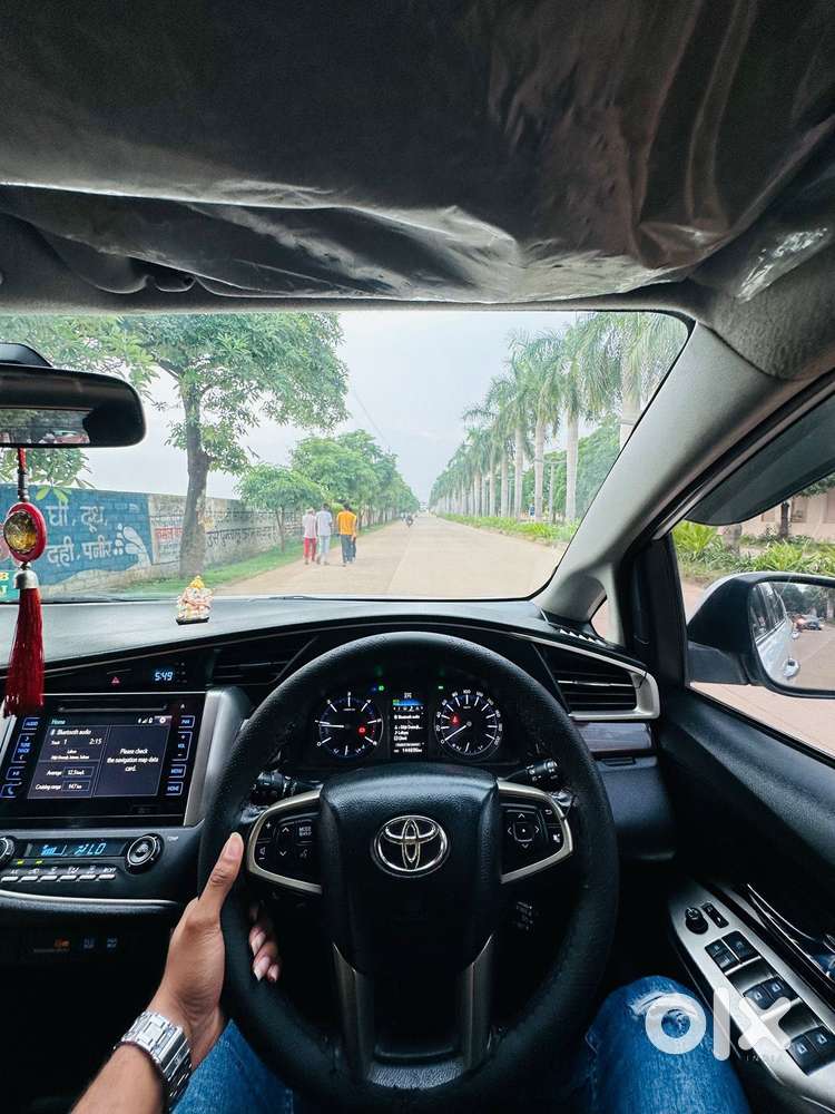 Toyota Innova 2.5 Vx 8 Str Bs-iii, 2019, Diesel