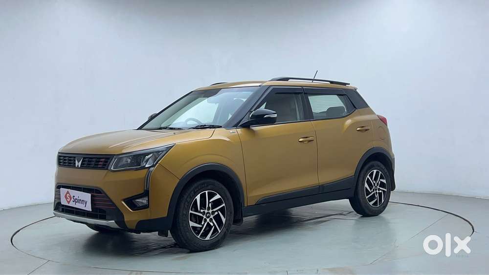 Mahindra Xuv300 Turbosport W8, 2023, Petrol