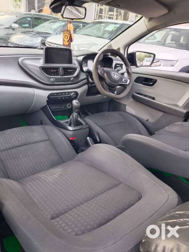 Tata Altroz 1.2 Xt, 2021, Petrol