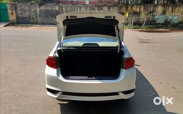 Honda City I-vtec V, 2017, Petrol