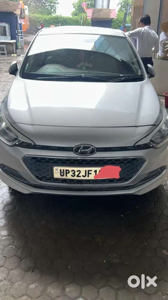 Brand New I 20 In Showroom Condition With Mileage Of 17