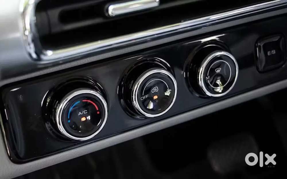 Mg Comet Ev 2025 Electric 5500 Km Driven