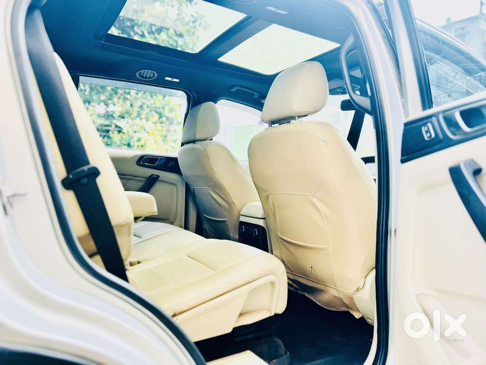 Ford Endeavour 3.2 Titanium 4x4 At, 2016, Diesel