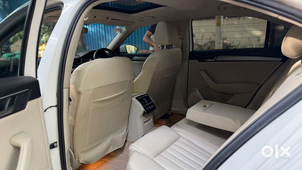 Skoda Superb Sportline 2.0 Tdi At, 2018, Diesel