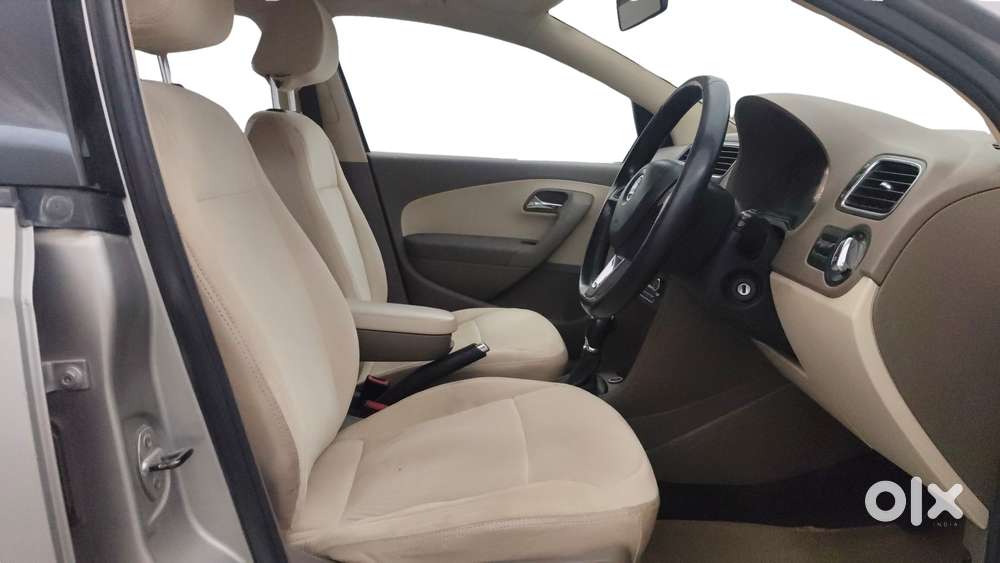 Skoda Rapid 1.6 Mpi At Elegance, 2014, Petrol