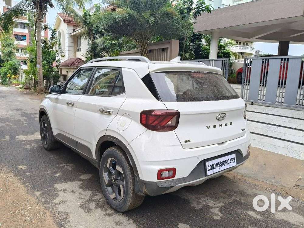 Hyundai Venue Sx Plus Turbo Dct, 2019, Petrol
