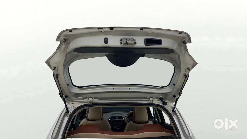 Tata Tiago 1.2 Revotron Xz, 2018, Petrol