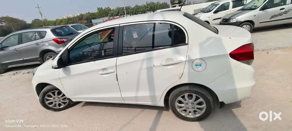 Honda Amaze 2015 Petrol 64000 Km Driven