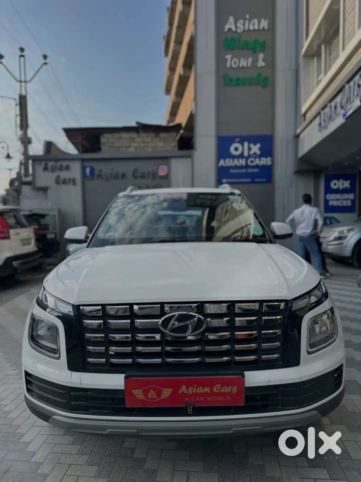 Hyundai Venue S 1.2 Petrol, 2024, Petrol
