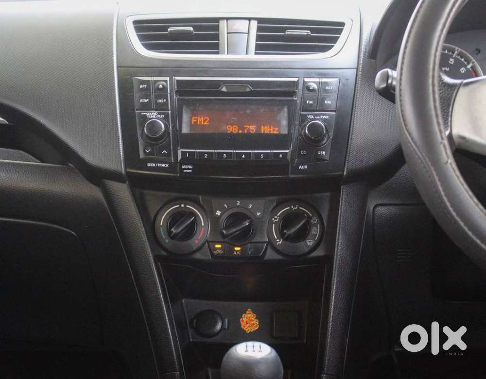 Maruti Suzuki Swift Vxi Optional, 2014, Petrol