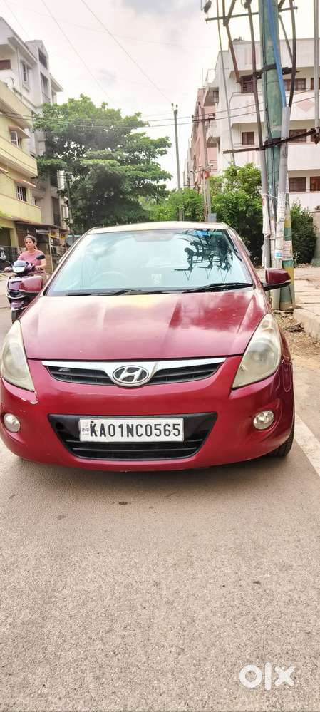 Hyundai I20 2010 Petrol Well Maintained