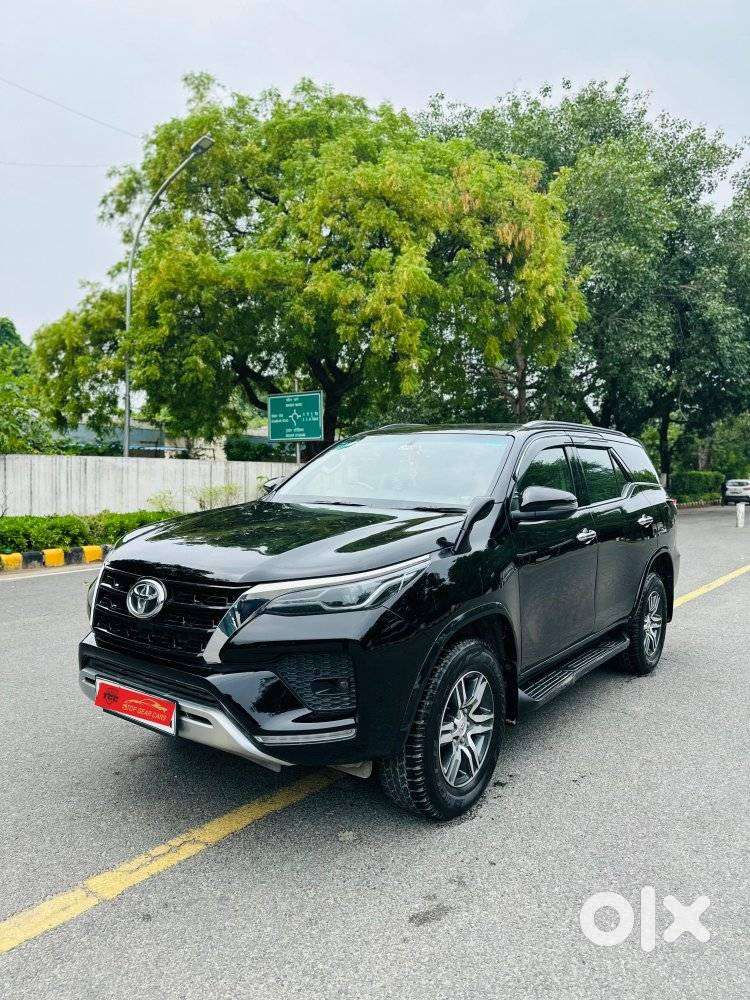 Toyota Fortuner 4x2 At 2.7 Petrol, 2025, Petrol